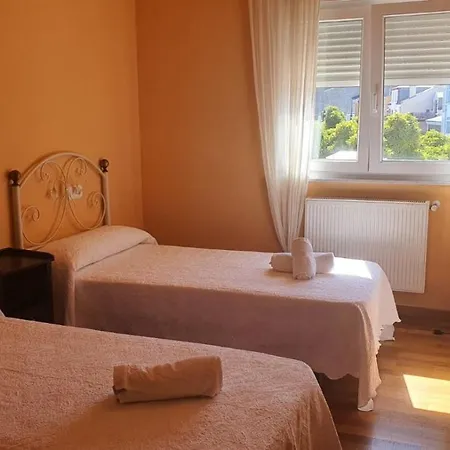 Alojamiento Picarolas Apartment *